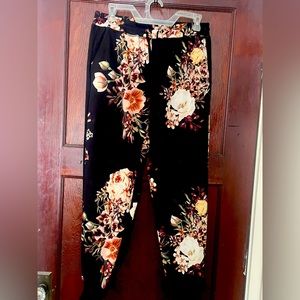 LuLaRoe Jax joggers size small